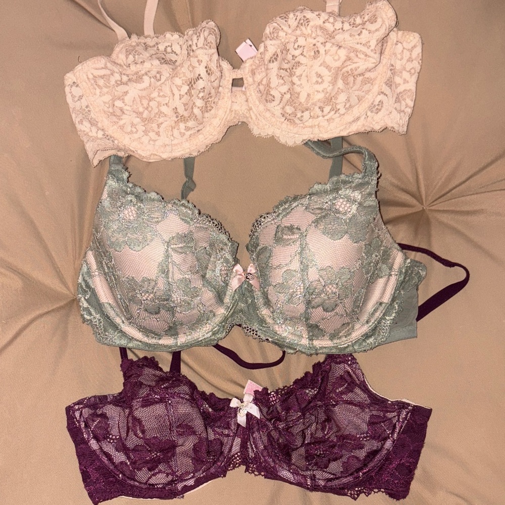 Victoria's Secret Lace Bra Set - Cream, Green, and Purple